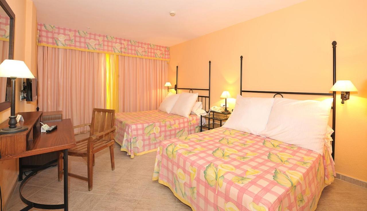 Hotel Salobrena Suites Hotel 3*