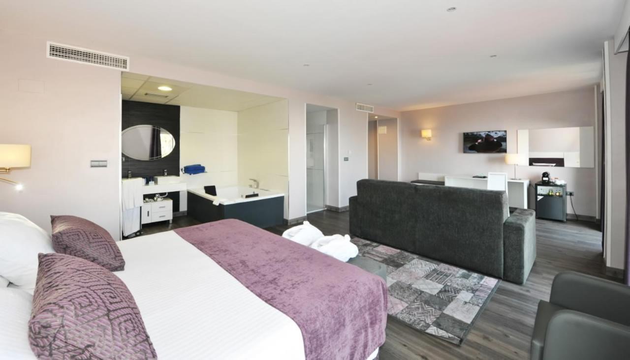 Hotel Salobrena Suites 3* Salobreña