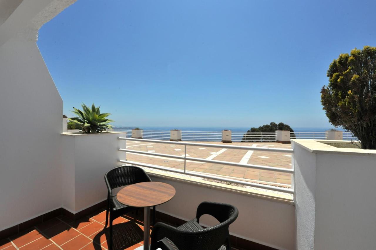 Hotel Salobrena Suites 3*