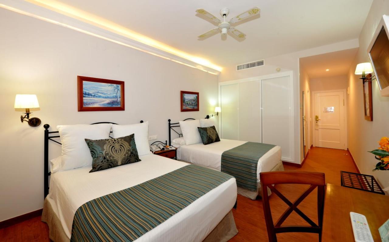 Hotel Salobrena Suites 3* Salobreña